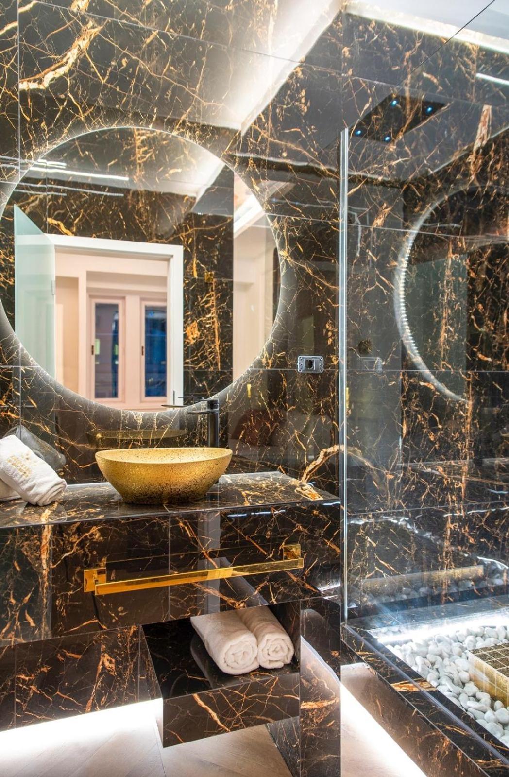 Jacuzzi Royal Suite Budapešť Exteriér fotografie